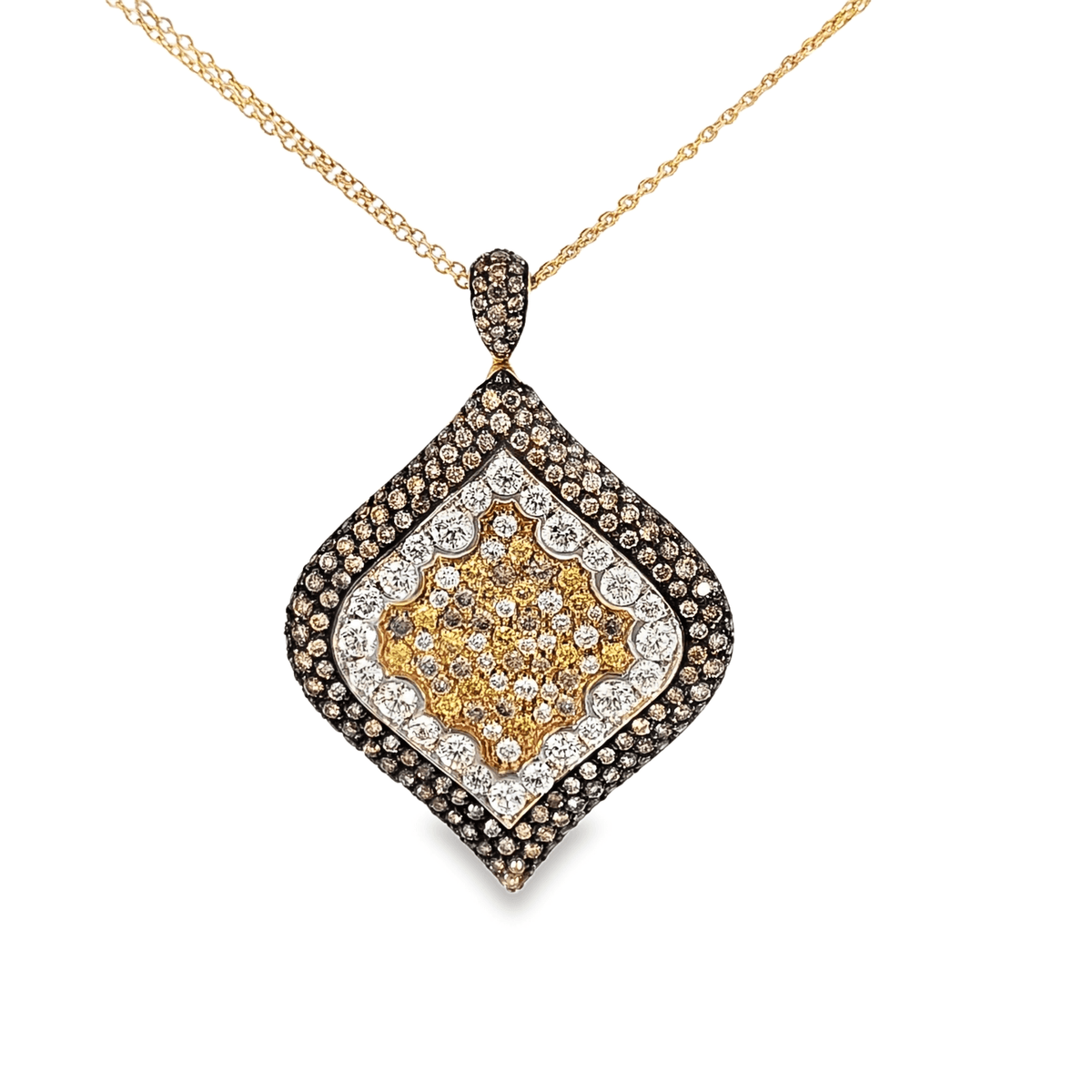 Front view of 18kt yellow gold jewelry featuring 6.20 carats of natural yellow and white diamonds – luxury high jewelry